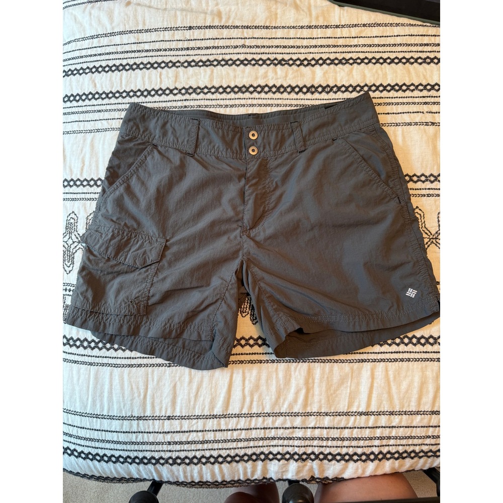 Columbia Cargo Hiking Shorts Womens 6 Gray Omni-Shade